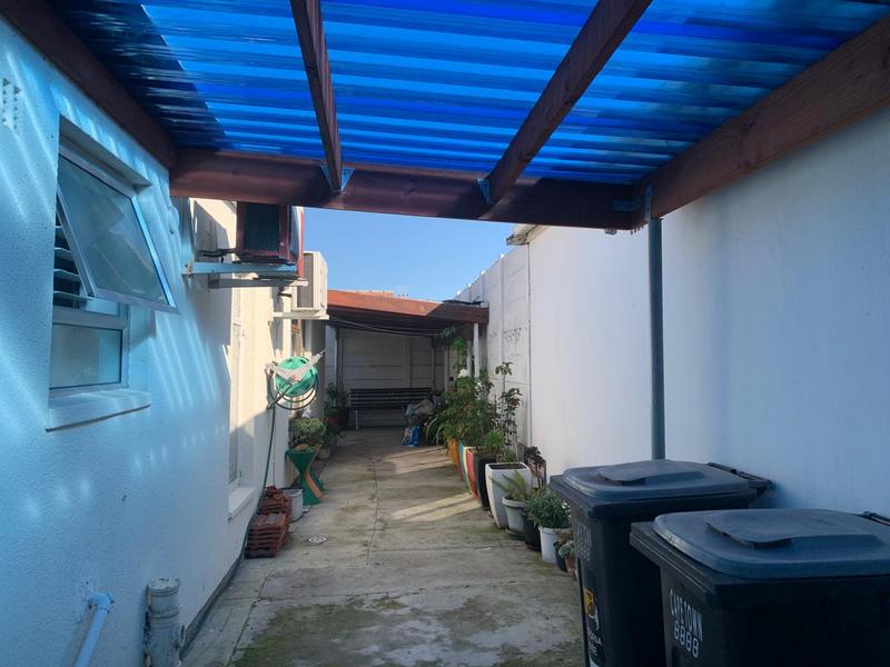 3 Bedroom Property for Sale in Portlands Western Cape